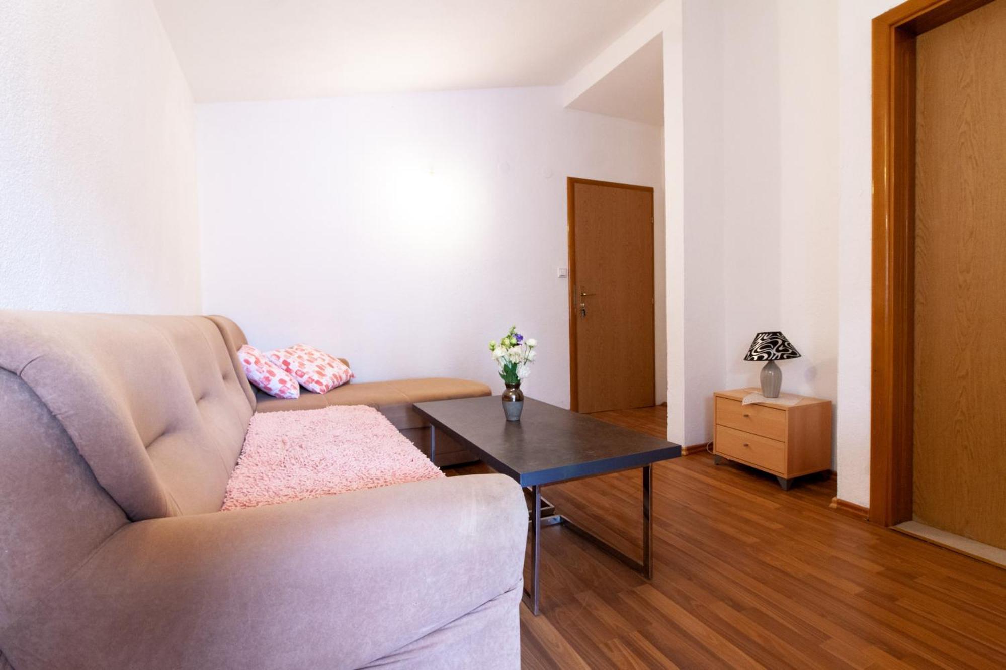 Apartments Laura Neum Chambre photo